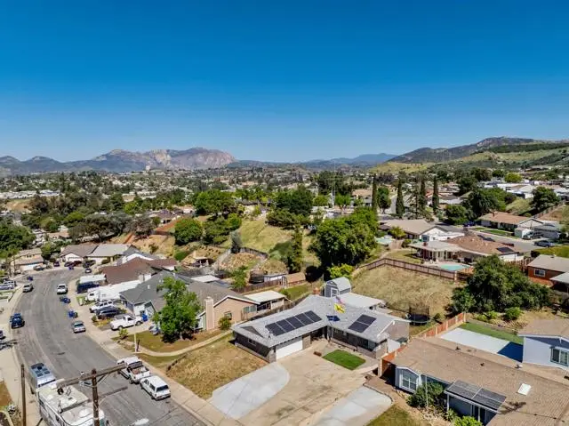 8653 Via Del Luz, El Cajon, CA 92021 - #3