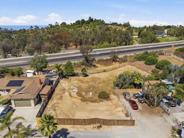 564 Rolling Hills Road, Vista, CA 92083 - #3