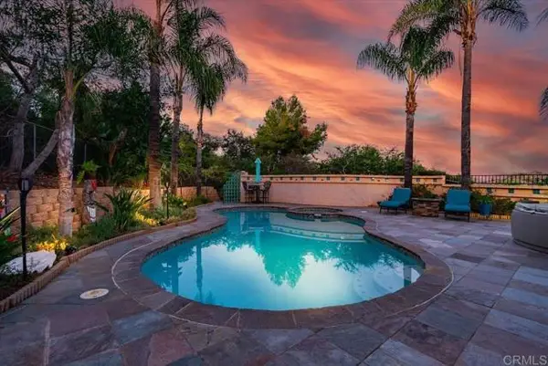 16355 Whispering Oaks Drive, Ramona, CA 92065