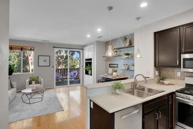 6068 Paseo Salinero, Carlsbad, CA 92009 - #1