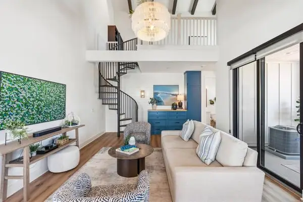 1602 San Remo Place  #201, Encinitas, CA 92024