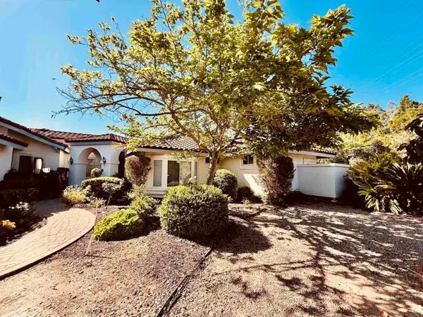 13807 Lake Poway Road Road, Poway, CA 92064