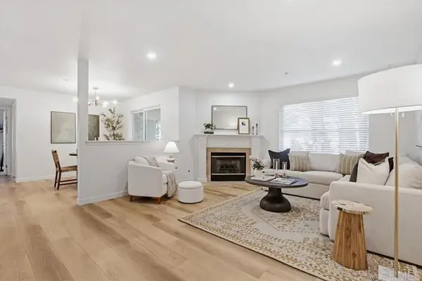 150 River Circle  #105, Oceanside, CA 92057