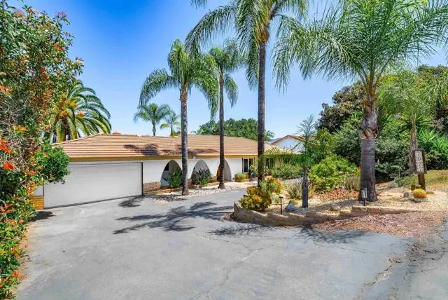 2077 Mountain View Drive, Escondido, CA 92027 - #2