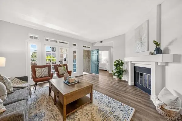 3404 Cameo Drive  #2, Oceanside, CA 92056