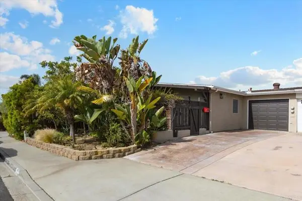 248 Coneflower Street, Encinitas, CA 92024