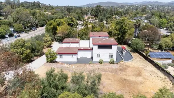 441 Rancho Santa Fe Rd, Encinitas, CA 92024
