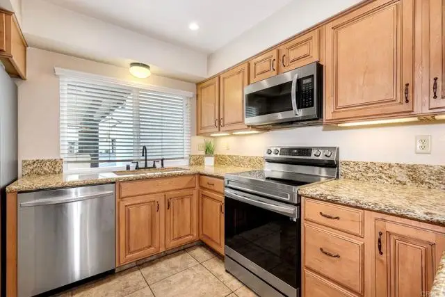 1312 Hawk Lane, El Cajon, CA 92020 - #3