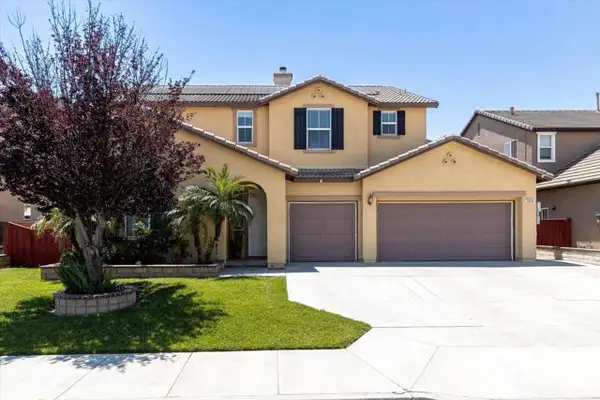 2834 Burgundy Lace Lane, San Jacinto, CA 92582