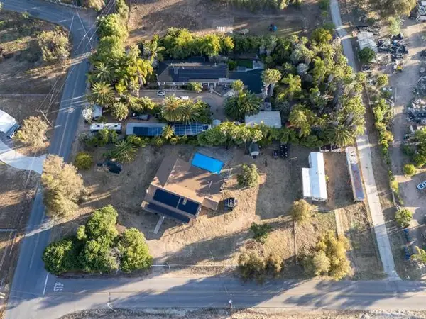 911 Davis Street, Ramona, CA 92065