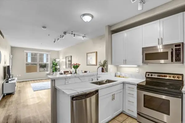 330 J Street  #611, San Diego, CA 92101
