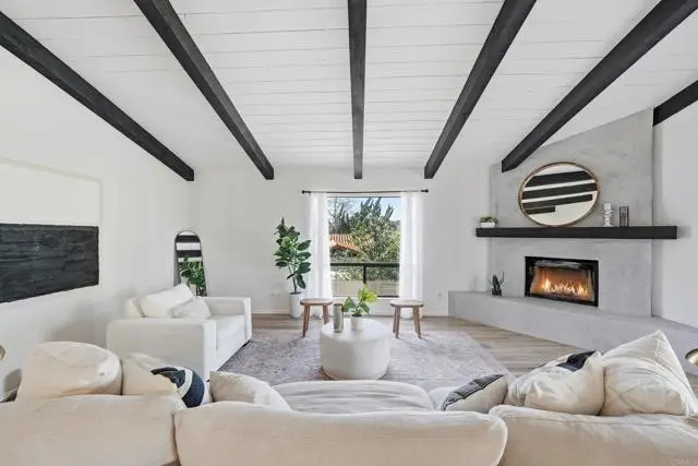 1003 Via Unidos, Fallbrook, CA 92028 - #1