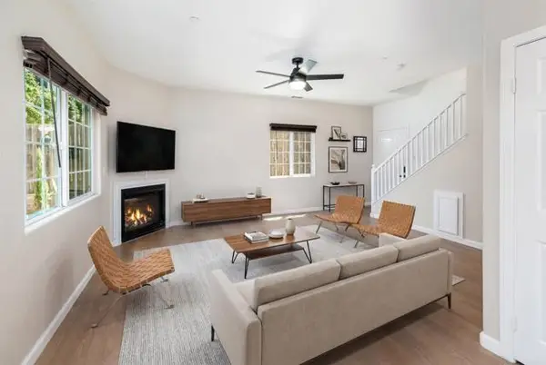 477 Calle Elegante, Vista, CA 92083
