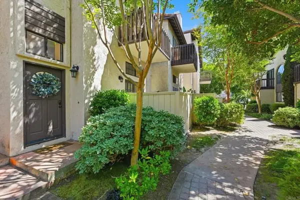 2372 Altisma Way  #C, Carlsbad, CA 92009