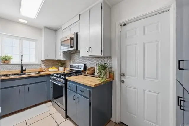 635 Michael Street, Oceanside, CA 92057 - #2