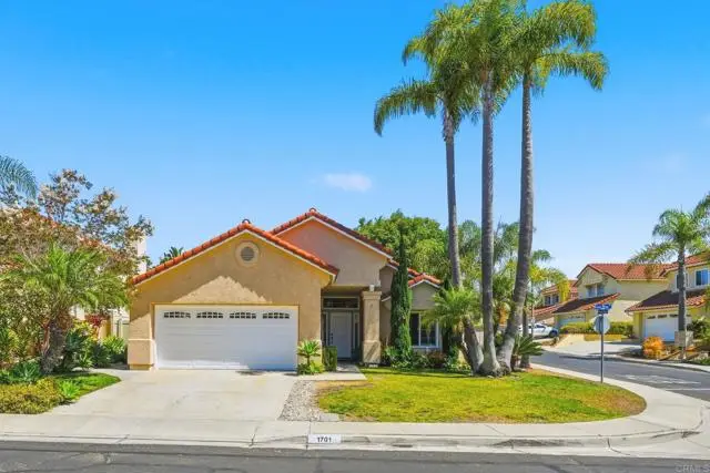 1701 Crystal Ridge Way, Vista, CA 92081 - #2