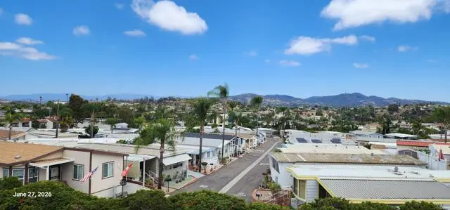245 Bobier Drive  #06, Vista, CA 92083 - #2