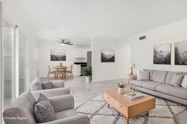 156 Avenida Descanso  #C, Oceanside, CA 92057