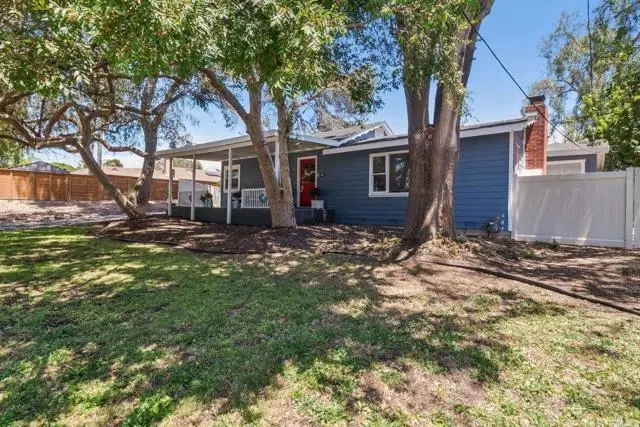 916 Sunset Dr, Vista, CA 92081 - #3