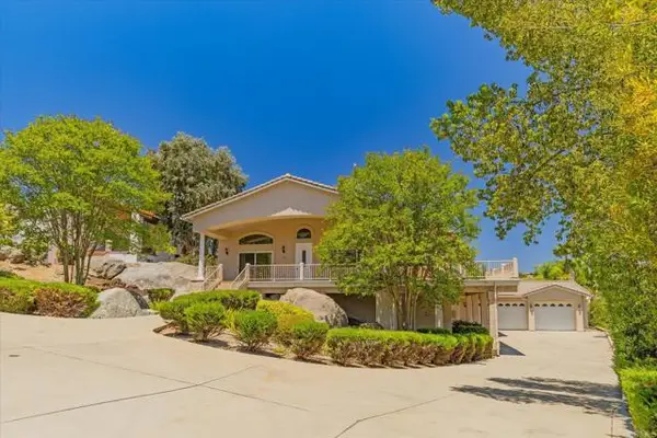 15511 Calistoga Drive, Ramona, CA 92065