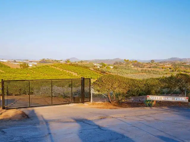 31817 Via Ararat Drive, Bonsall, CA 92003 - #2