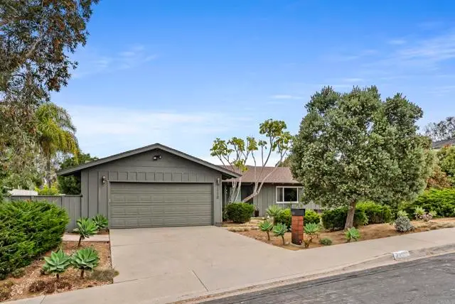 2220 Nob Hill, Carlsbad, CA 92008 - #3