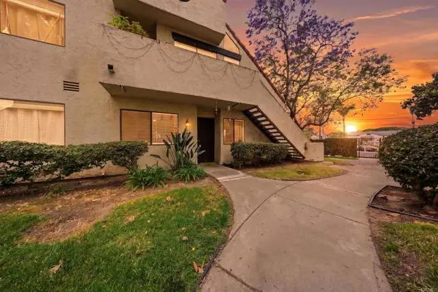 341 Melrose Drive, Vista, CA 92083 - #1