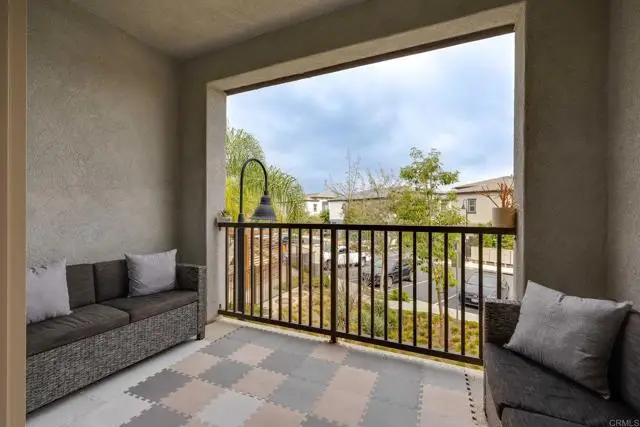 2227 Solara Lane, Vista, CA 92081 - #2