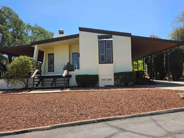 18218 Paradise Mountain Rd Spc 44  #Lot 44, Valley Center, CA 92082