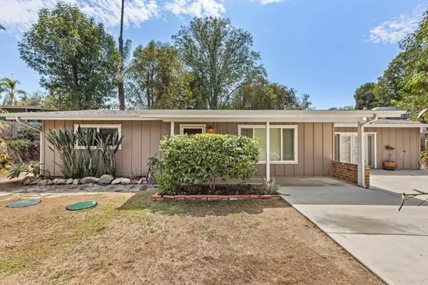 2128 Bautista Ave, Vista, CA 92084