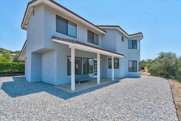 18434 Ramona View Drive, Ramona, CA 92065