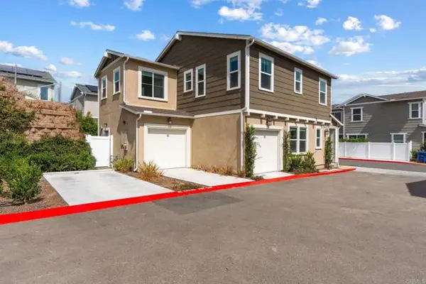1515 Wingwood Lane, Vista, CA 92083