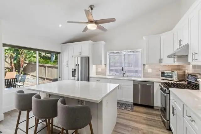 1642 Marbella Drive, Vista, CA 92081 - #2