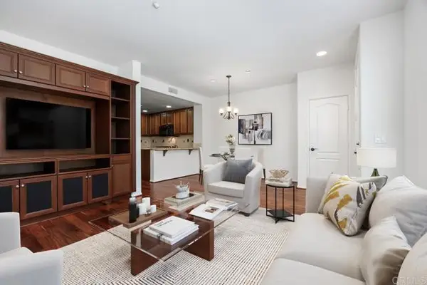 17019 Camino Marcilla  #11, San Diego, CA 92127