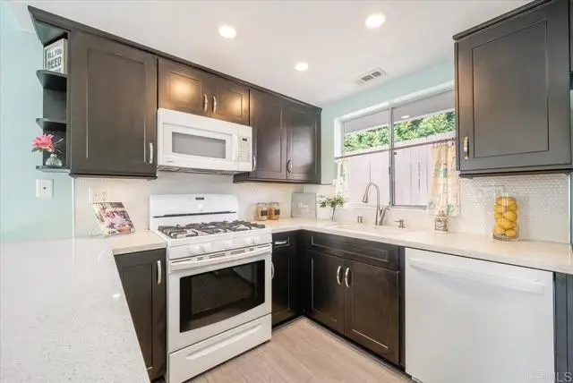 1320 Palomar Place, Vista, CA 92084 - #3