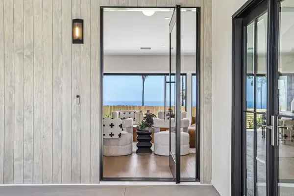 6662 Avenida La Reina, La Jolla, CA 92037