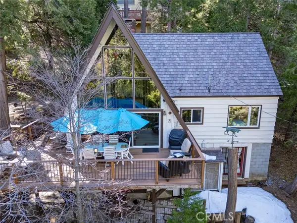 256 B Lane, Lake Arrowhead, CA 92352