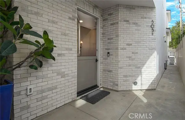 503 Poinsettia, Corona Del Mar, CA 92625 - Image #2