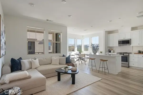 1300 Lasso Way  #305, Ladera Ranch, CA 92694