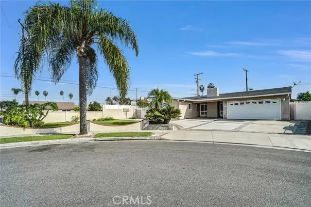 16502 Loire, Huntington Beach, CA 92647 - Image #1