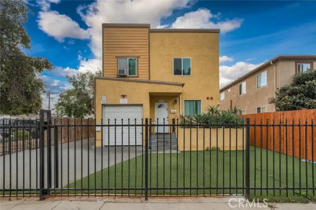 350 105th, Los Angeles, CA 90003 - #1
