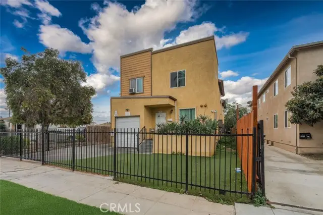 350 105th, Los Angeles, CA 90003 - #2