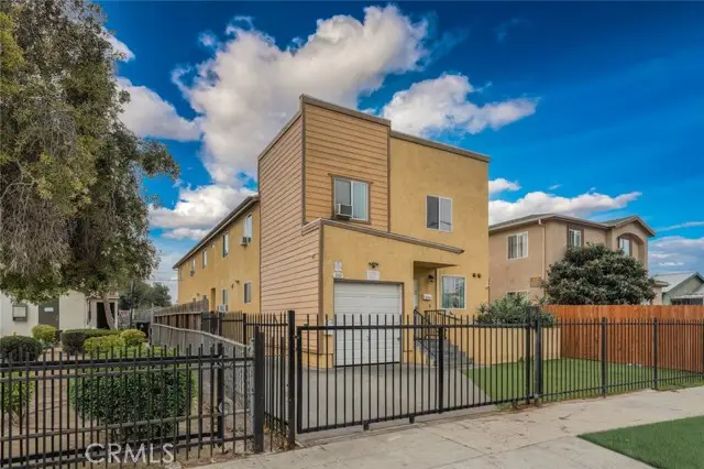 350 105th, Los Angeles, CA 90003 - #3