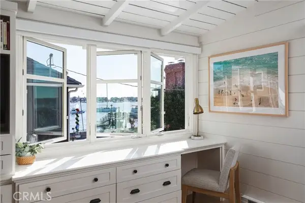 104 Onyx Avenue, Newport Beach, CA 92662