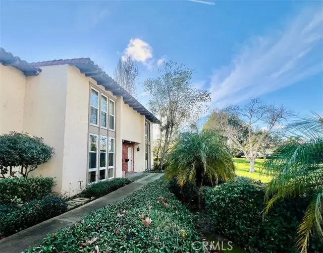 2225 Vista Huerta, Newport Beach, CA 92660 - Image #1