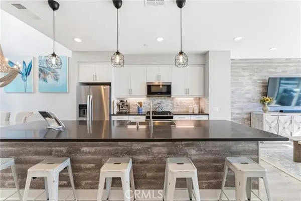 1650 Topanga Avenue, Costa Mesa, CA 92627