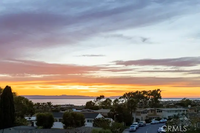 511 Seaward, Corona Del Mar, CA 92625 - Image #3