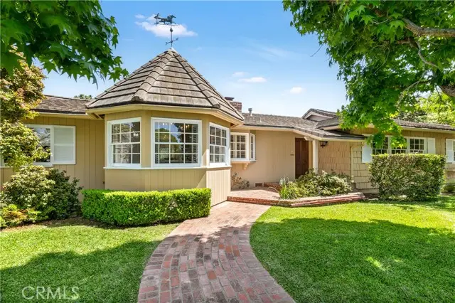 2401 Sierra Vista, Newport Beach, CA 92660 - #2