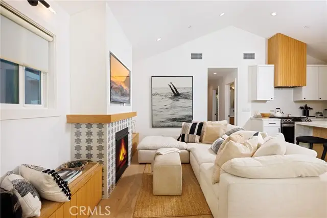 122 Bay Avenue, Newport Beach, CA 92661 - #3