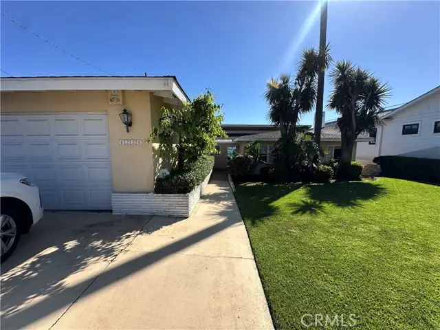 1221 Kings Road, Newport Beach, CA 92663 - #3